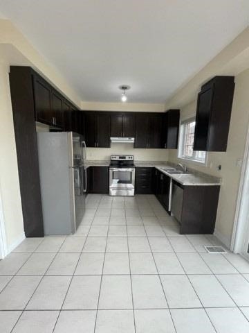 63 Frenchpark Circle
