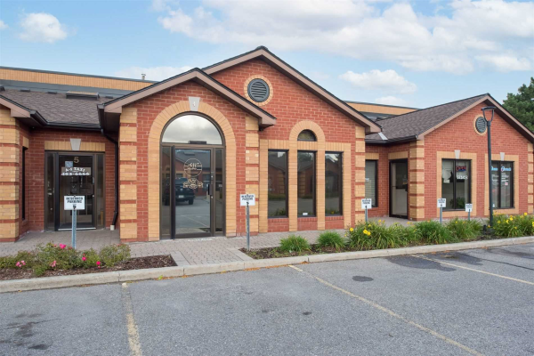 20 Regan Rd, Brampton