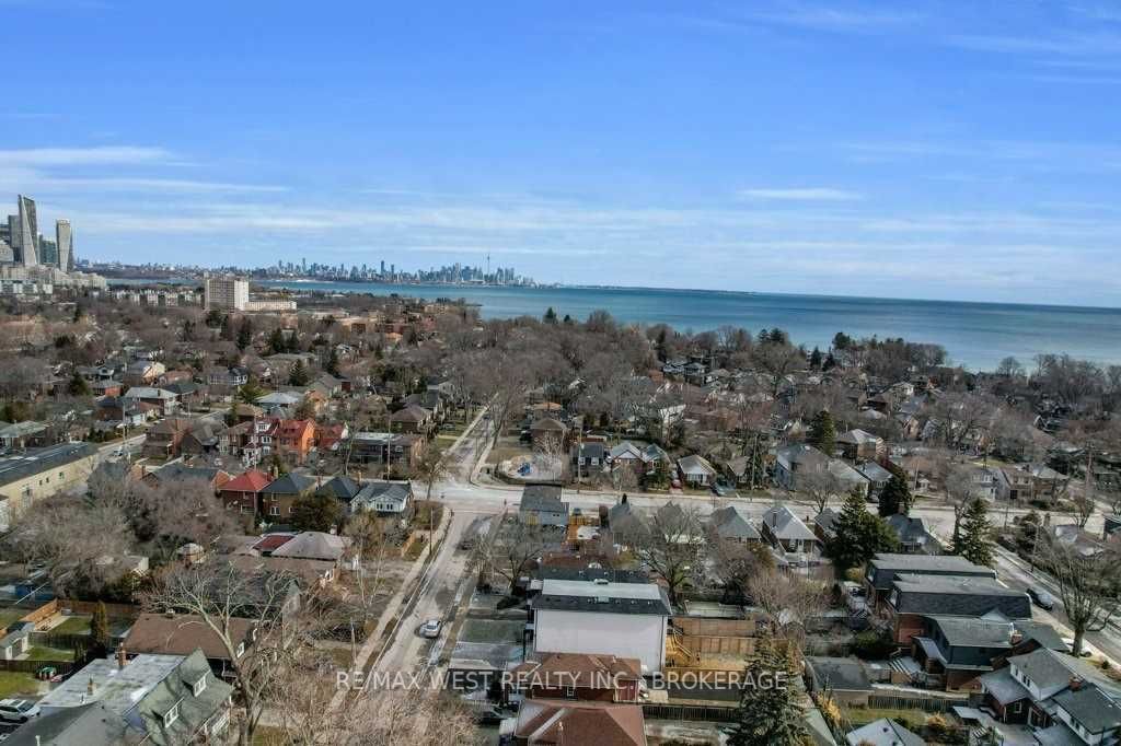 Listing W5918581 - Large Photo # 2