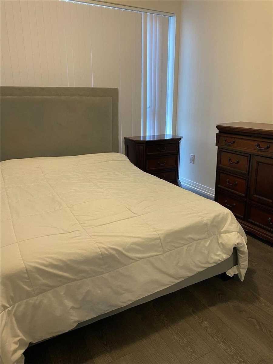 50 Thomas Riley Rd, #819