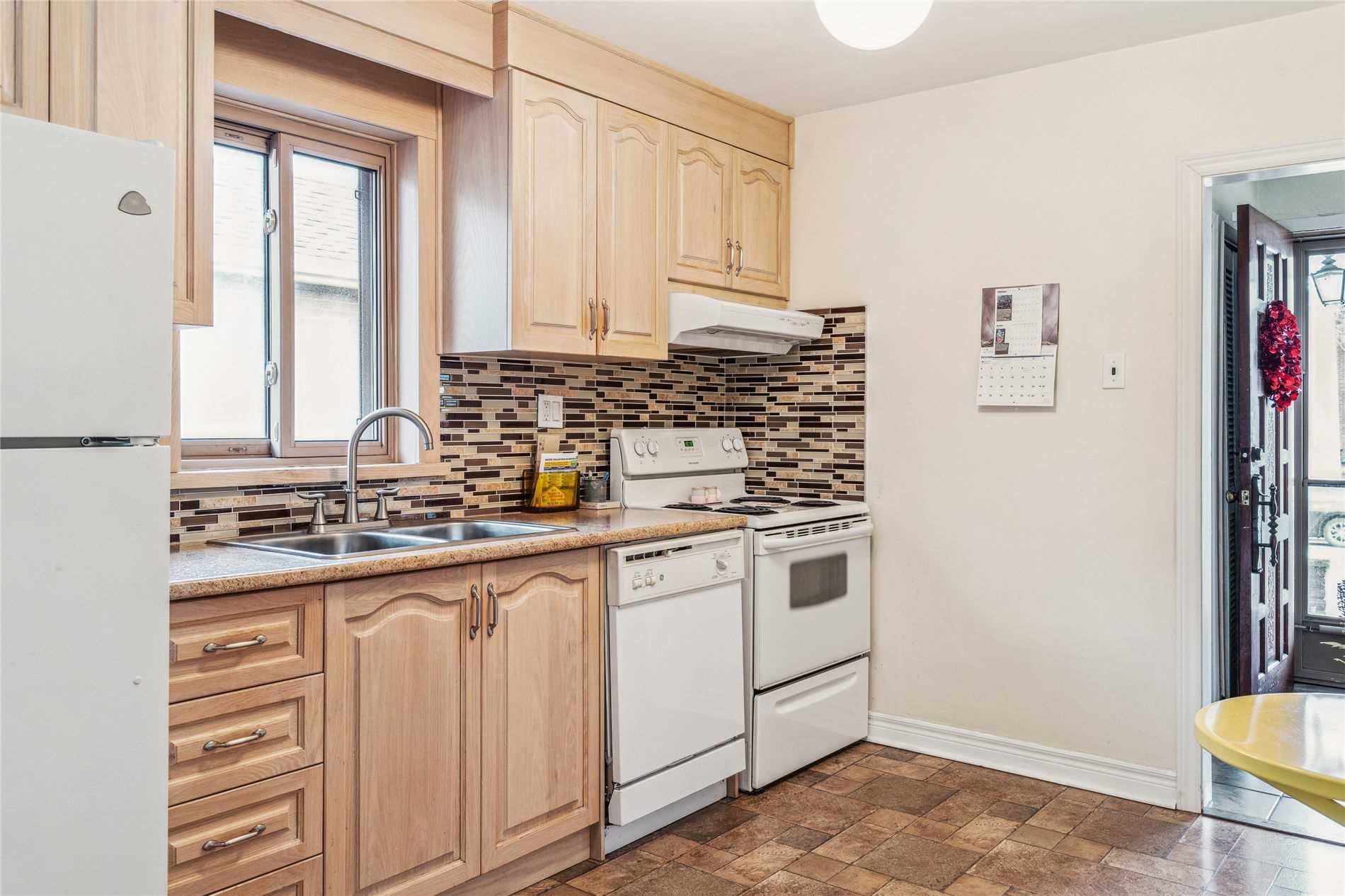 Listing W5918683 - Large Photo # 4