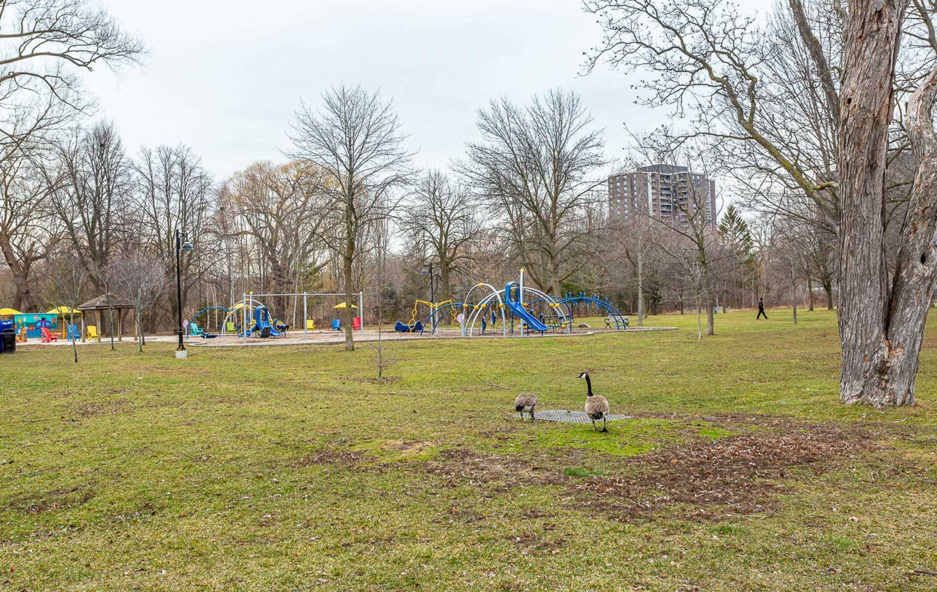 3563 Lake Shore Blvd W, #502