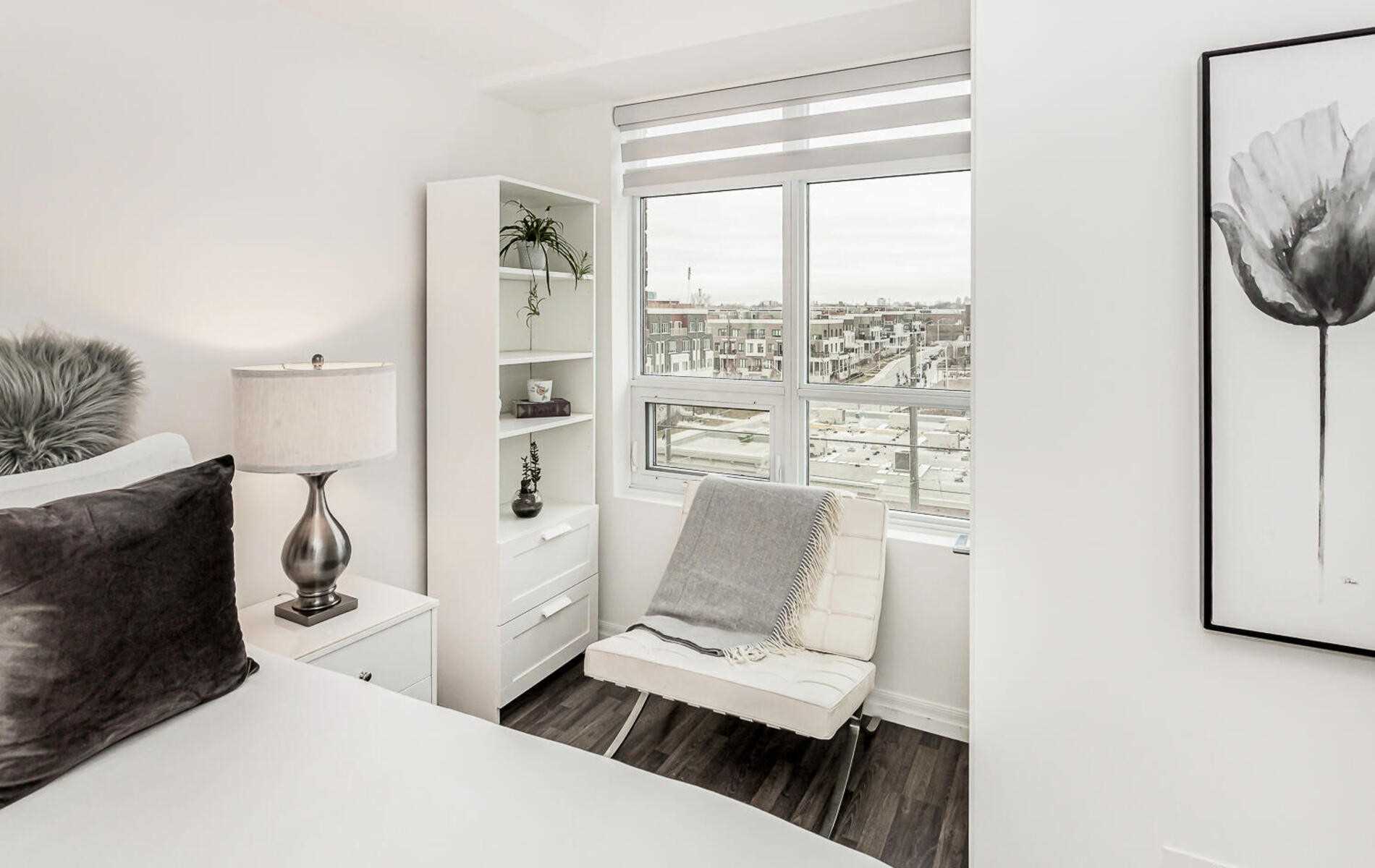3563 Lake Shore Blvd W, #502