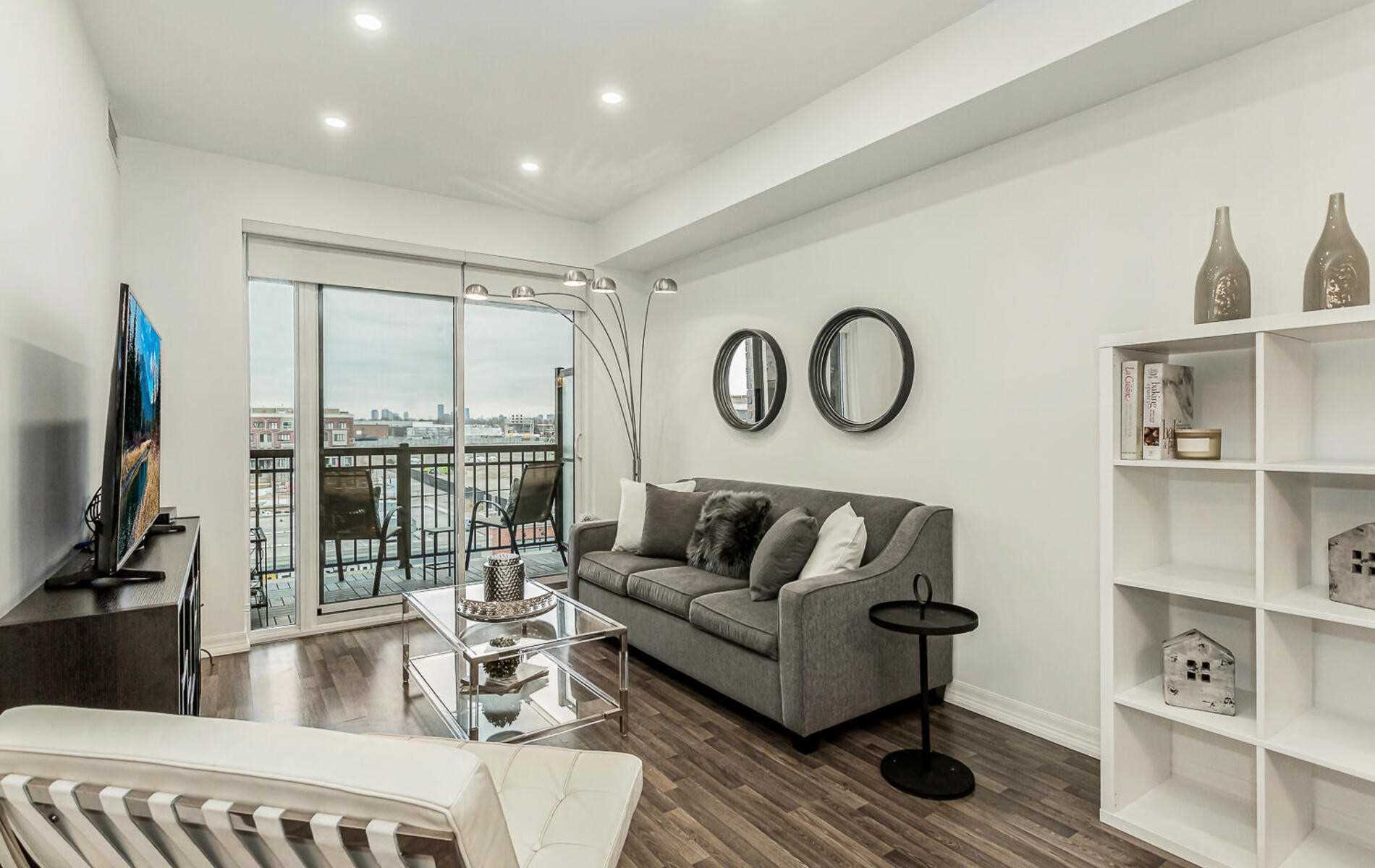 3563 Lake Shore Blvd W, #502