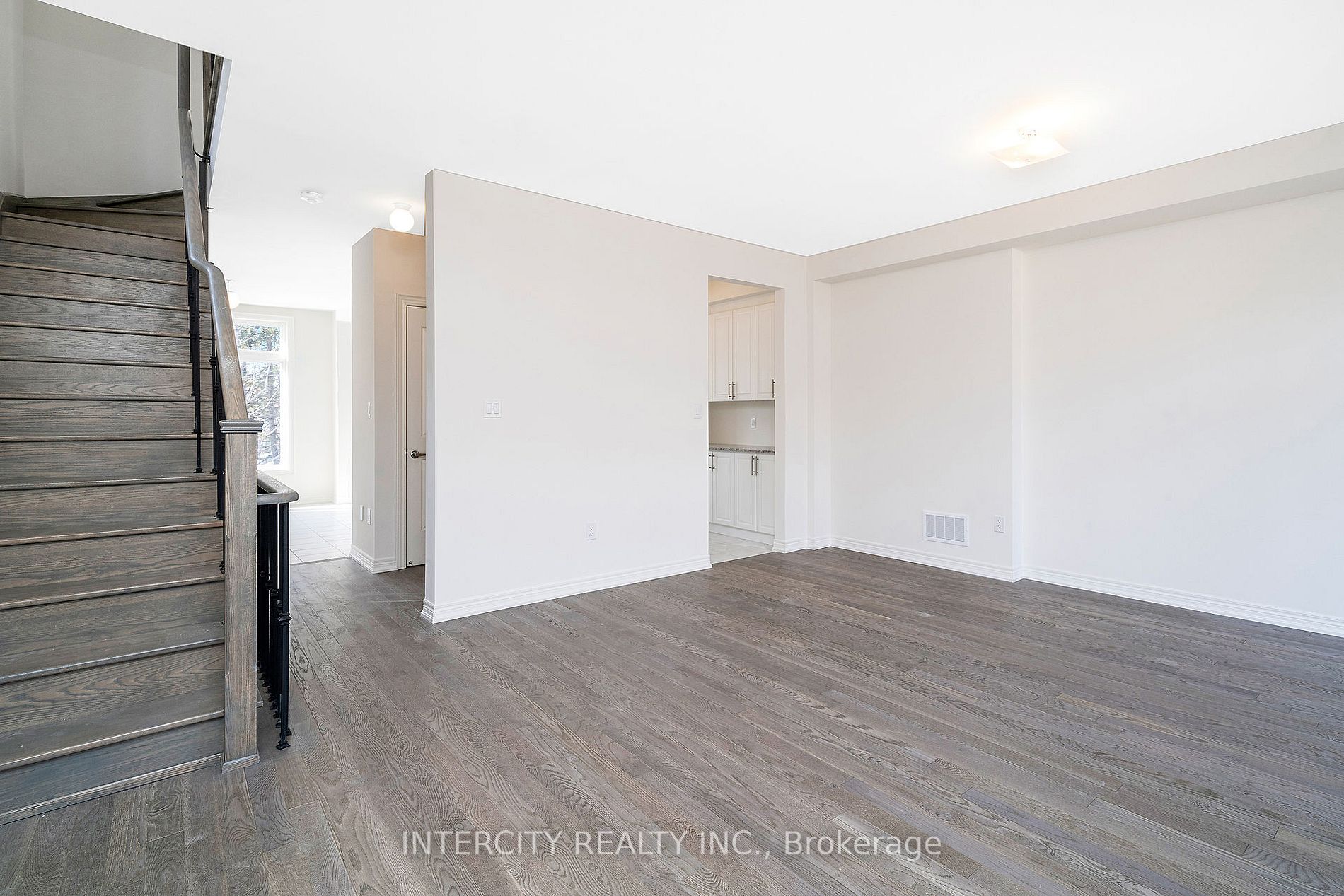 12 Queenpost Dr, #38