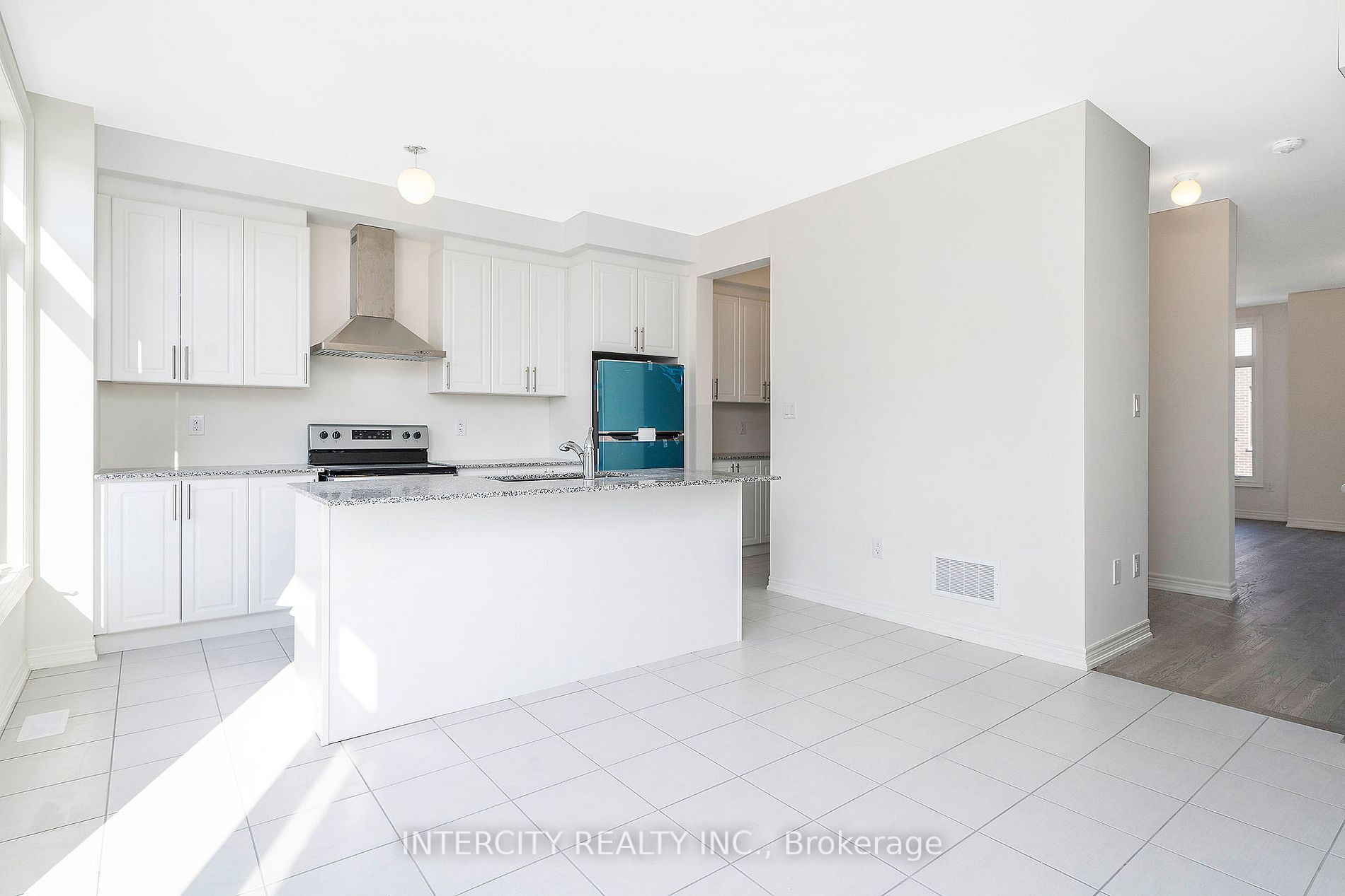 12 Queenpost Dr, #38