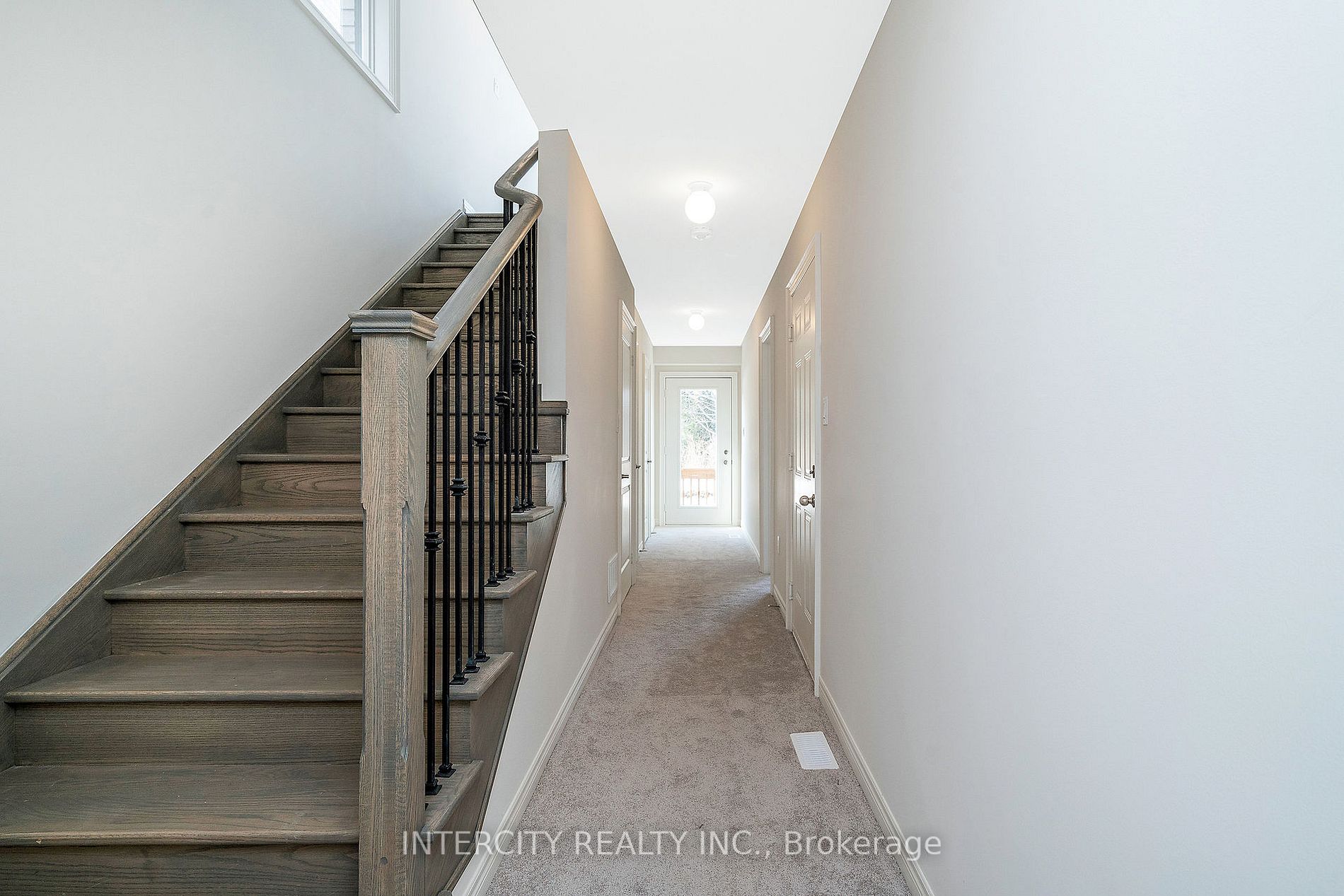 12 Queenpost Dr, #38
