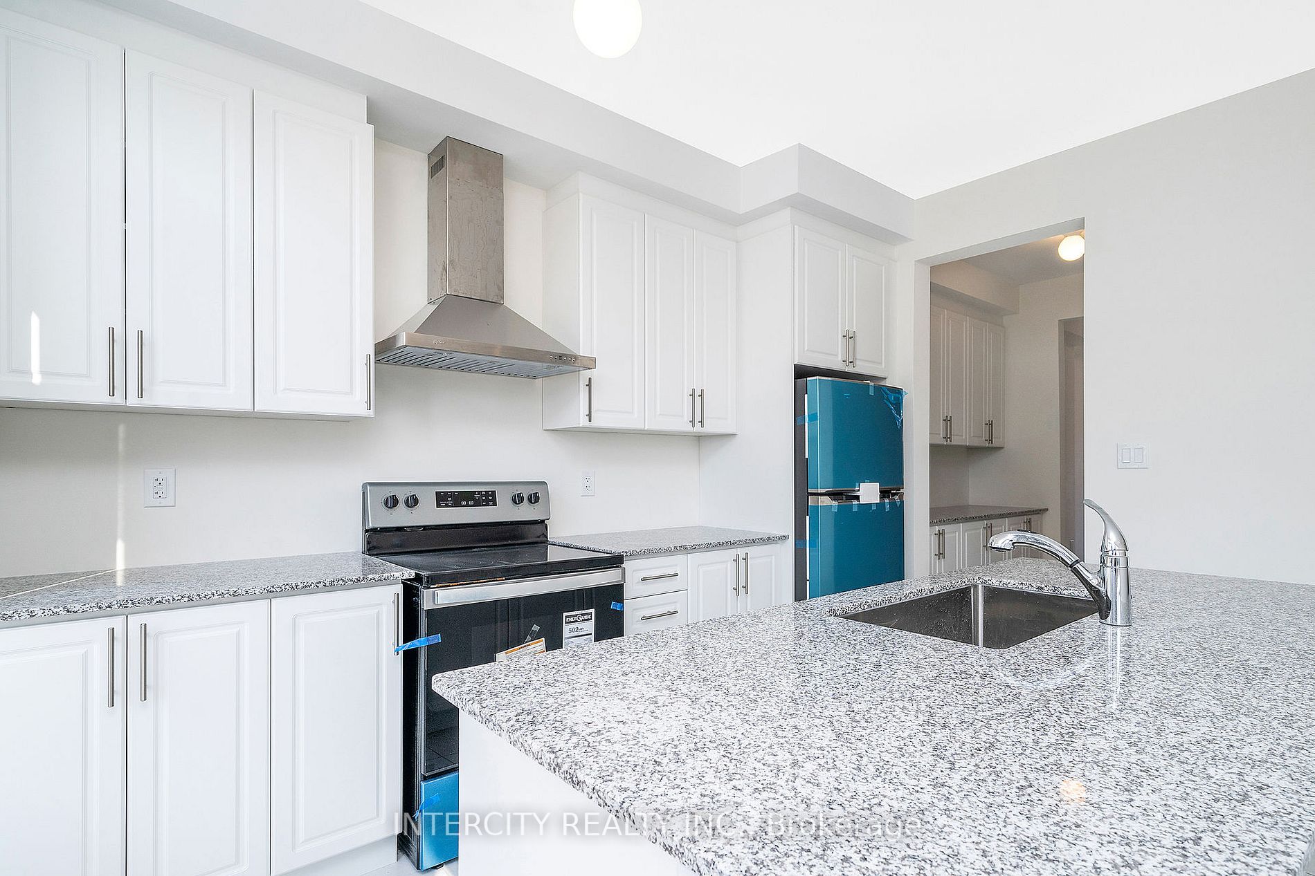 12 Queenpost Dr, #38