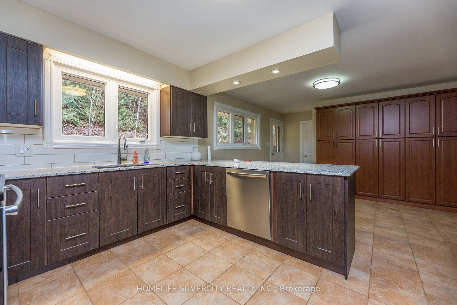Listing W5918820 - Large Photo # 16