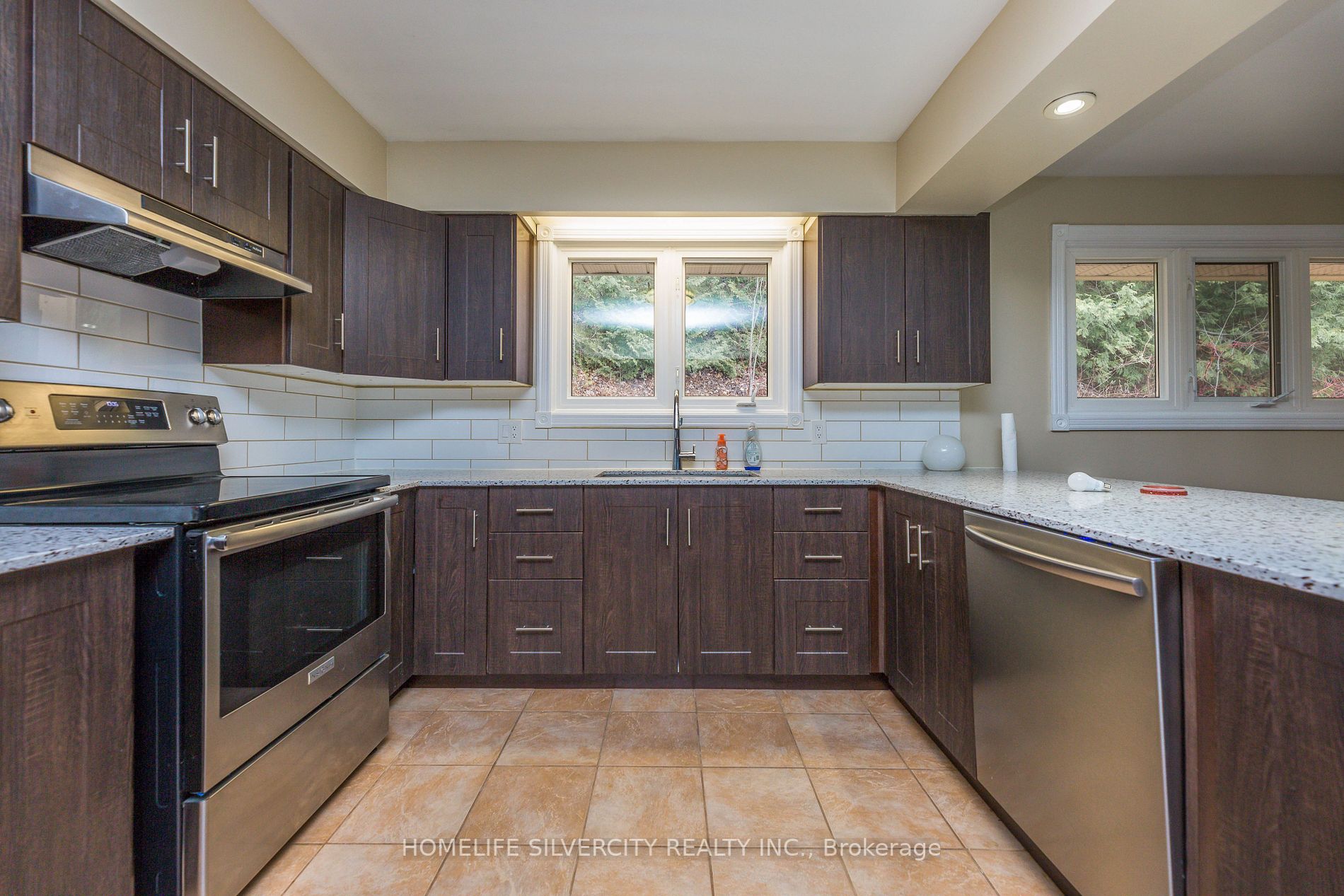 Listing W5918820 - Large Photo # 18