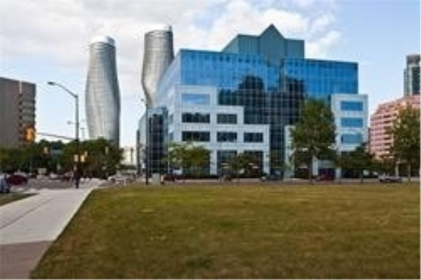 77 City Centre Dr, Mississauga