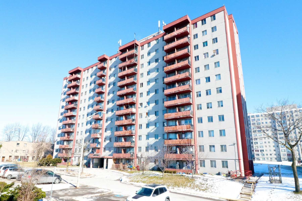 100 Lotherton Pkwy, Toronto