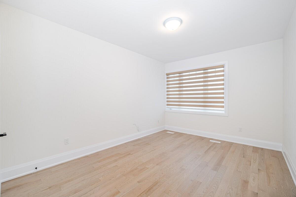 10 Tweedhill Avenue