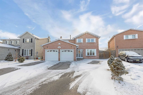 22 Royal Terrace Cres, Caledon