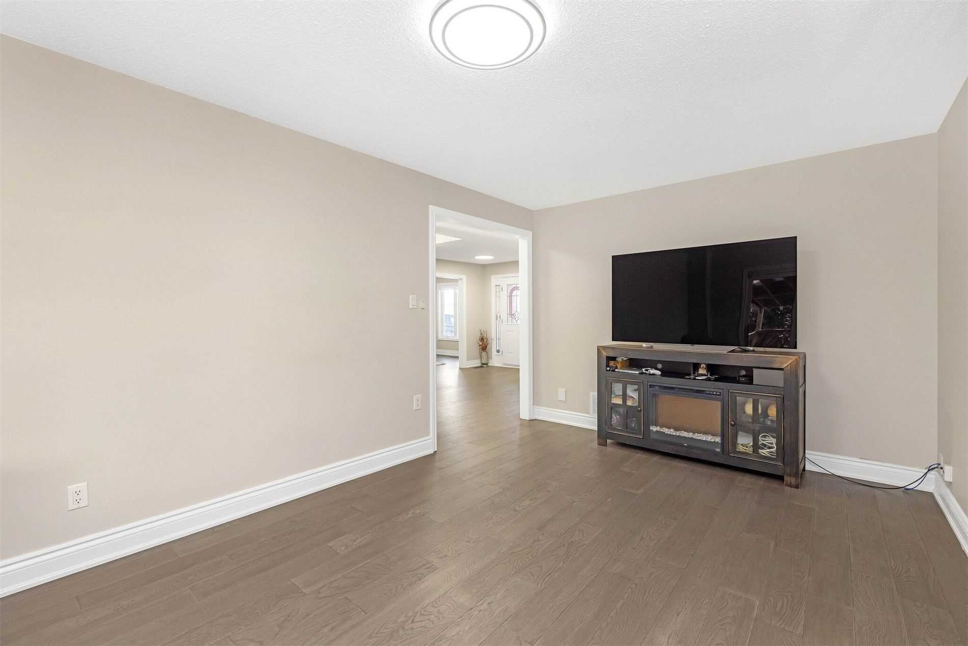 Listing W5919231 - Large Photo # 14