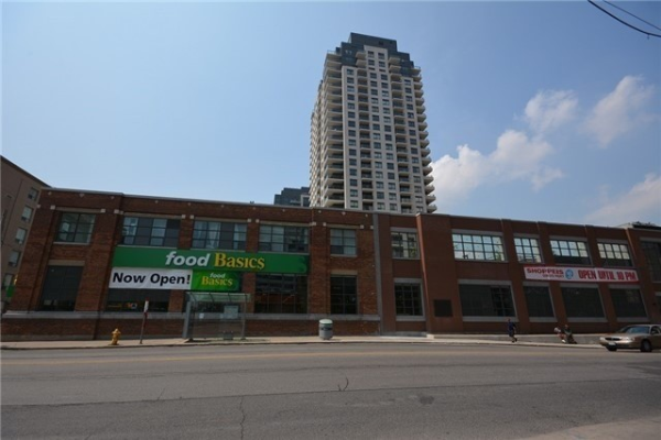1410 Dupont St, Toronto
