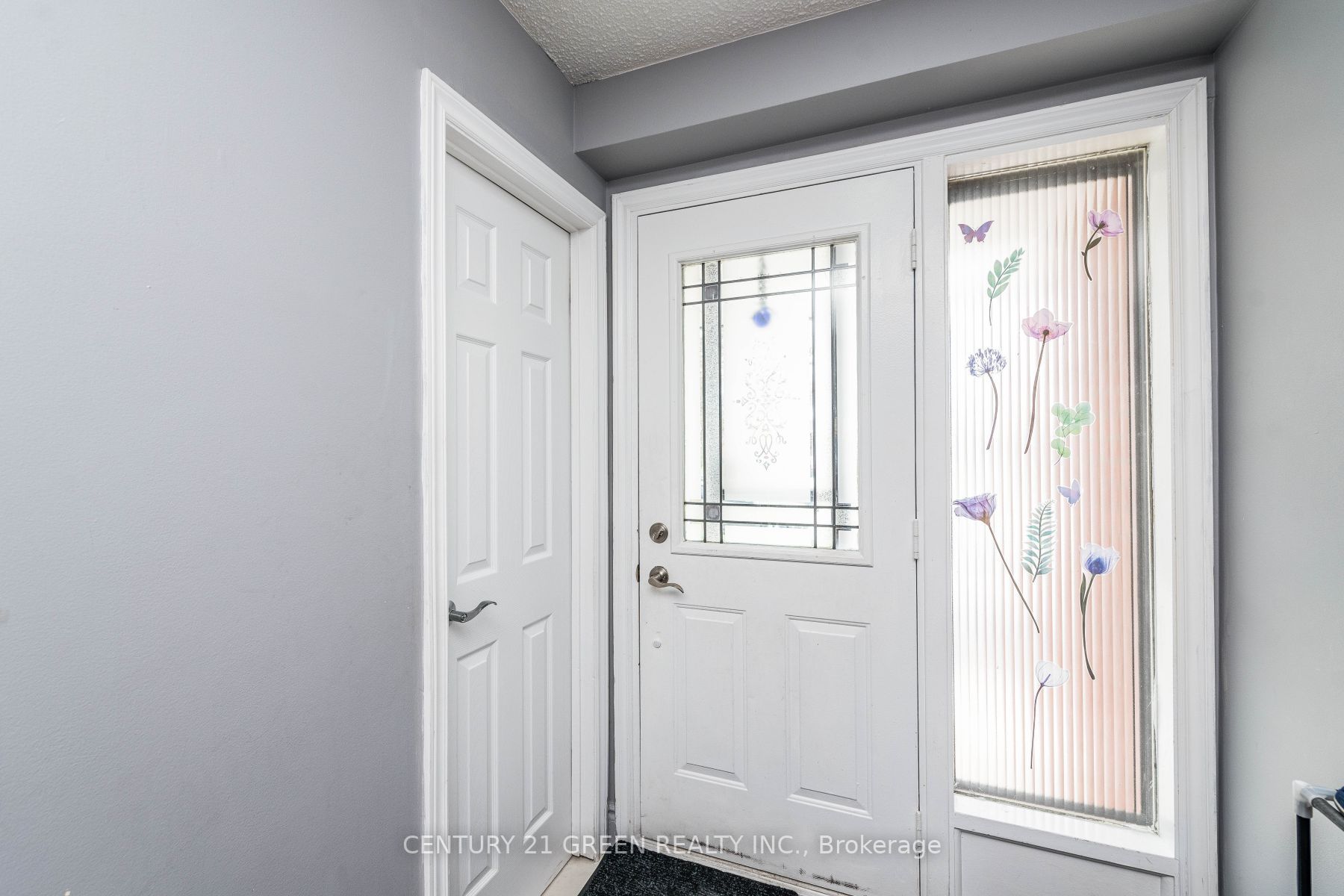 155 Kingswood Dr
