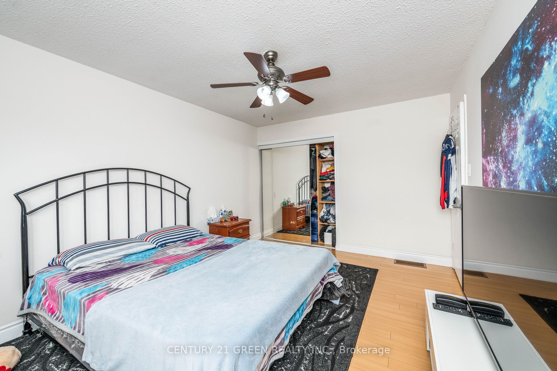 155 Kingswood Dr