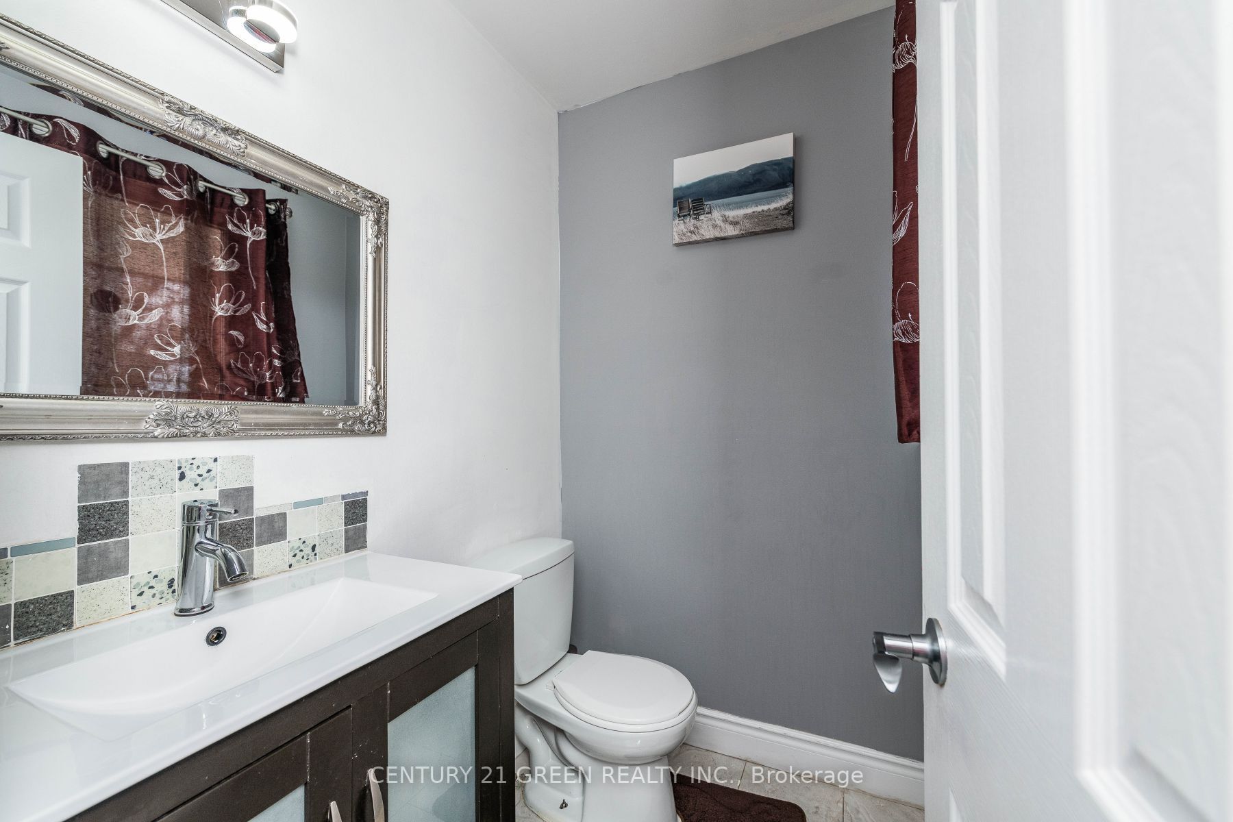 155 Kingswood Dr