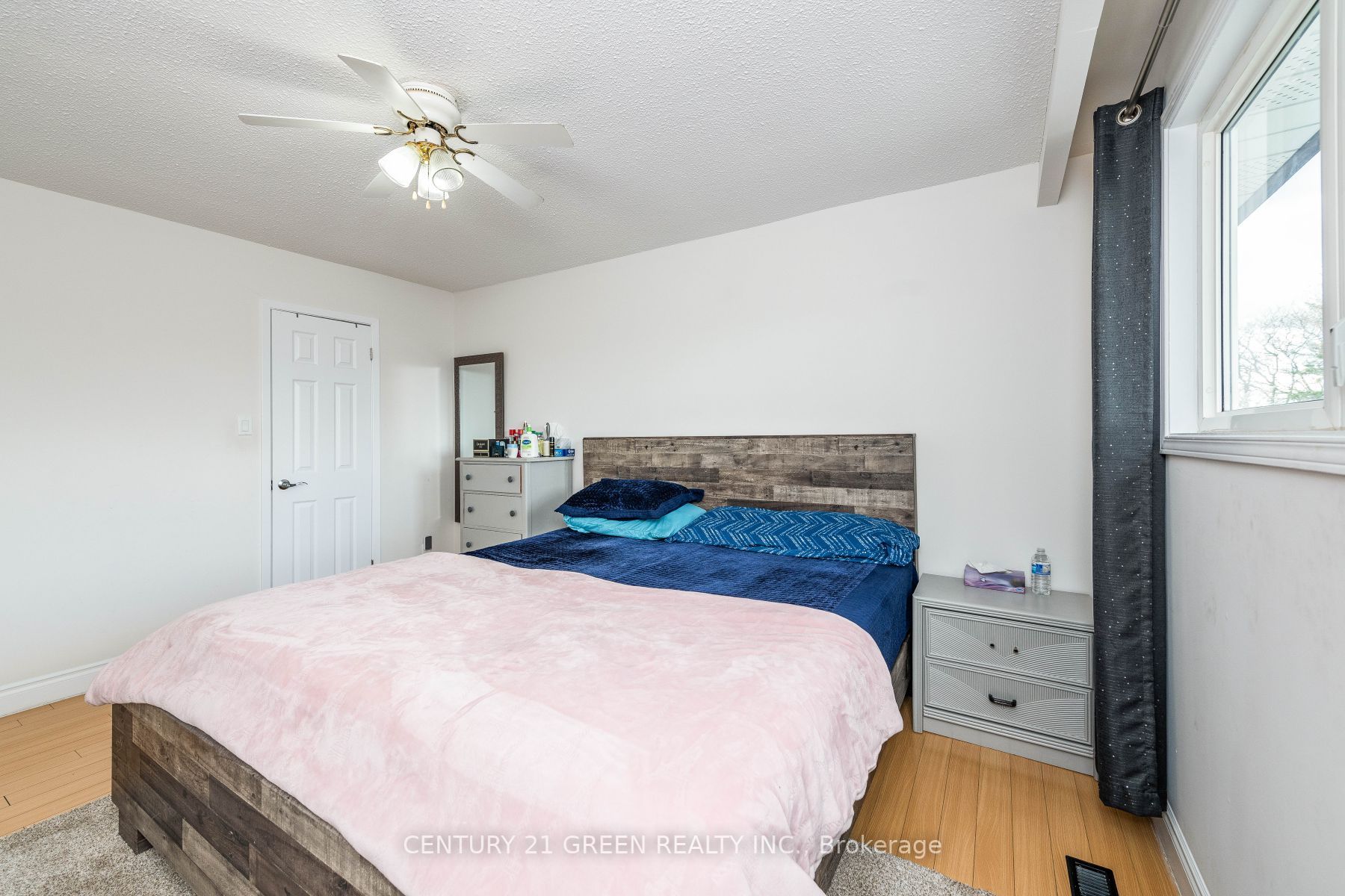155 Kingswood Dr