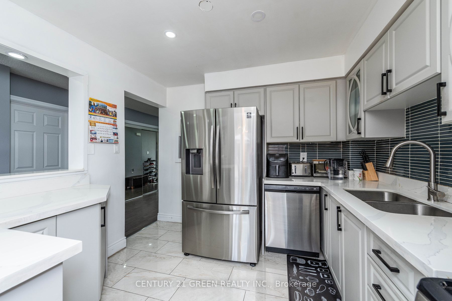 155 Kingswood Dr