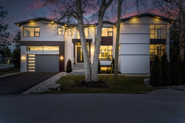 458 Jeanette Dr, Oakville