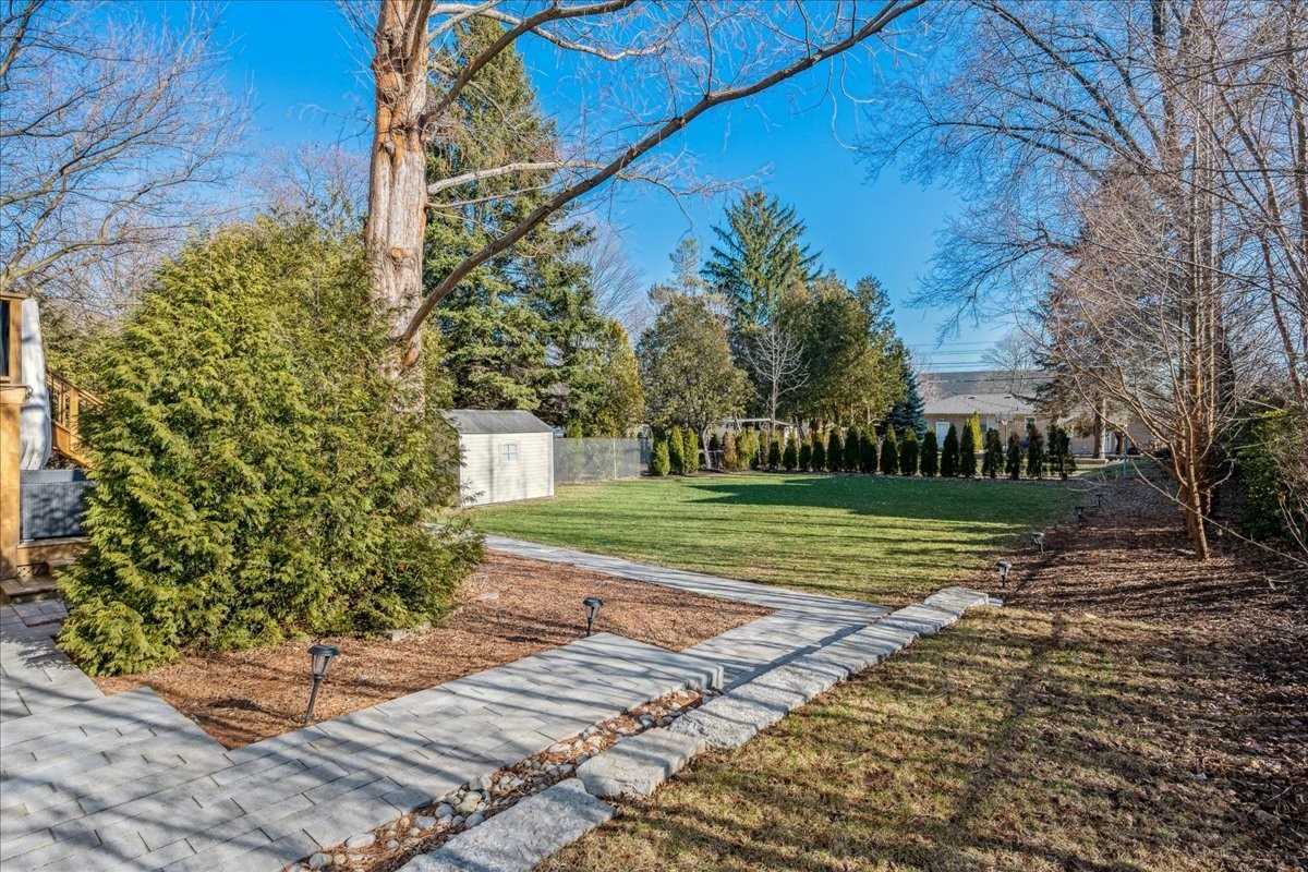 458 Jeanette Dr