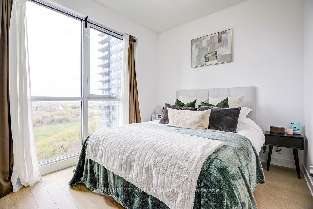 10 Park Lawn Rd, #1304