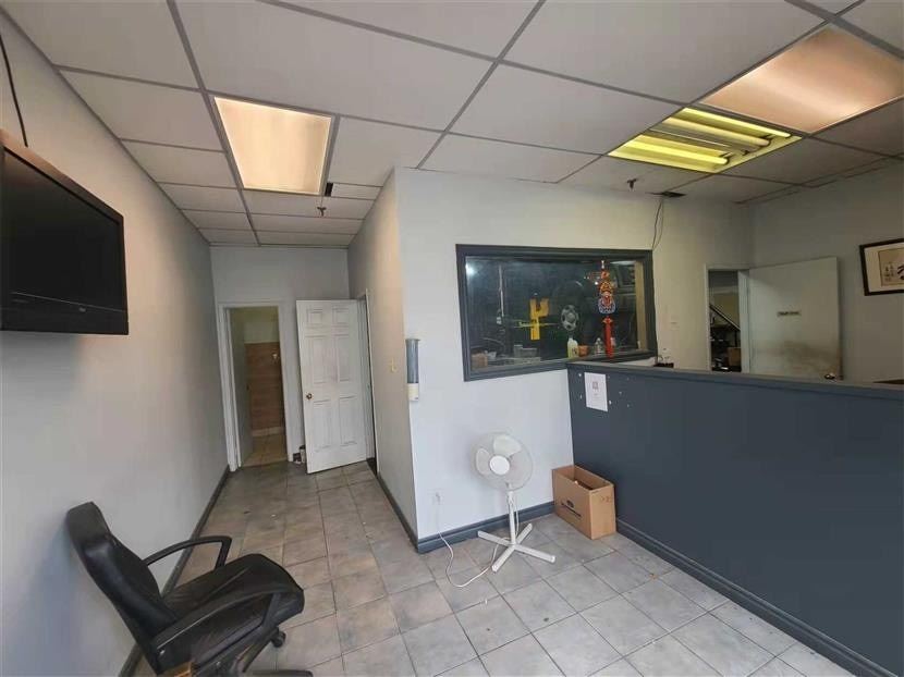 Listing W5920291 - Large Photo # 2