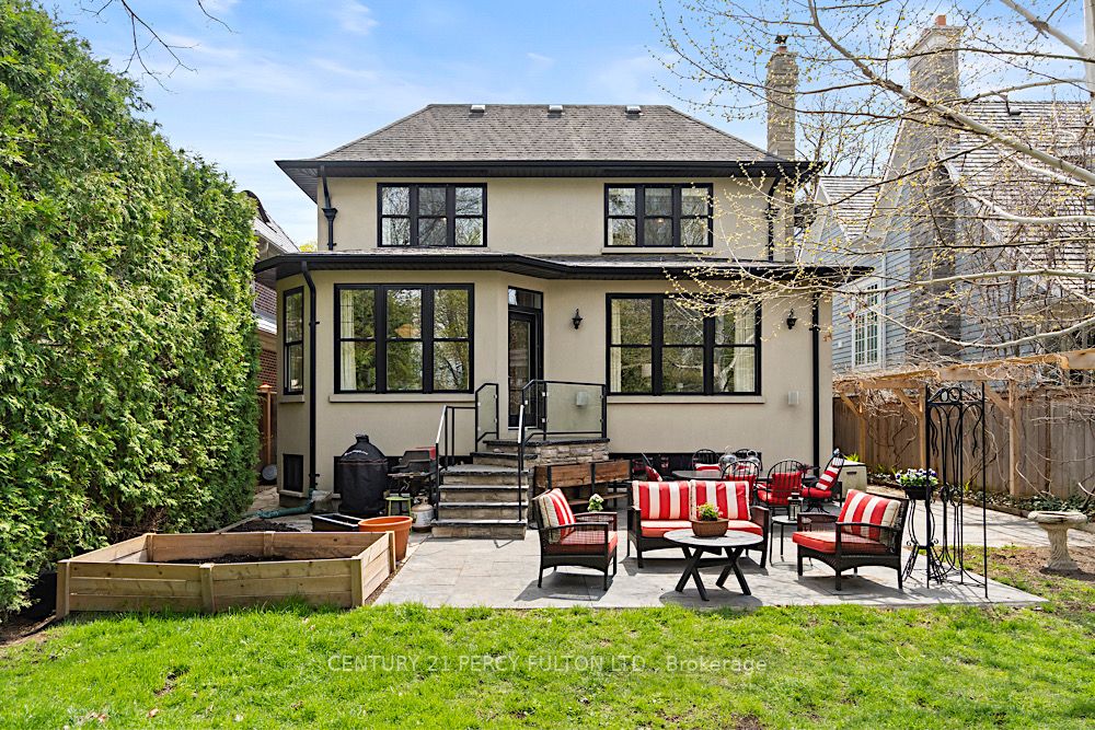 92 QUEEN ANNE Road