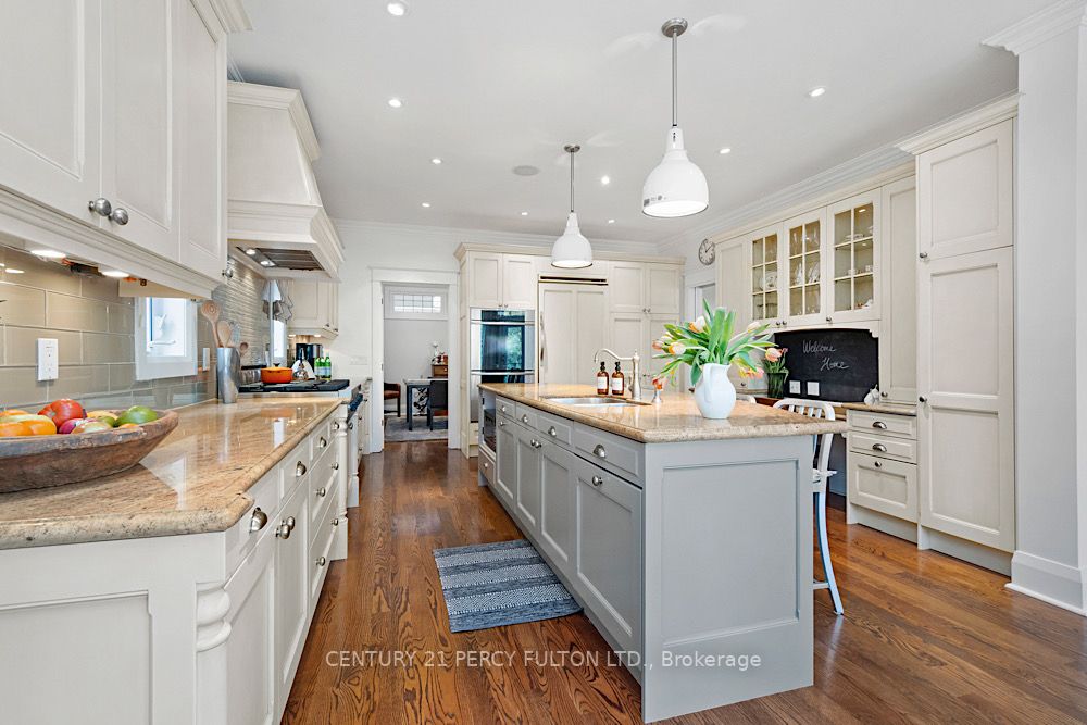 92 QUEEN ANNE Road