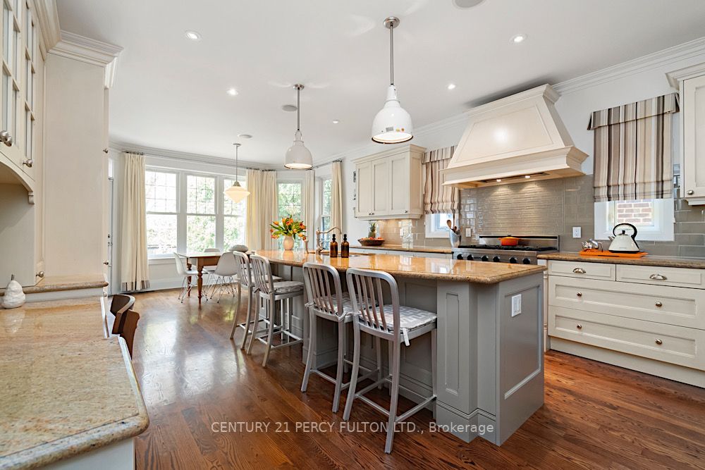 92 QUEEN ANNE Road