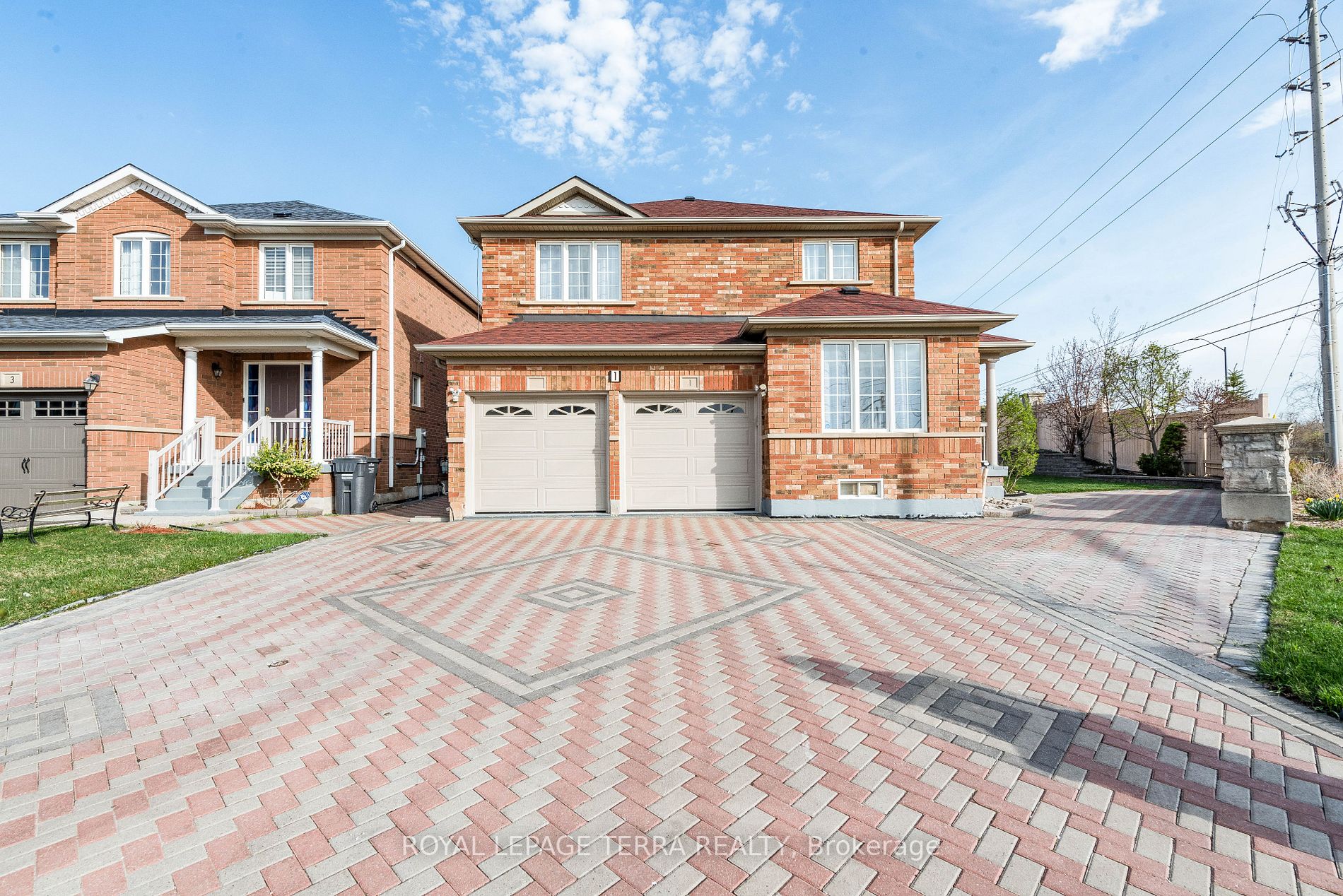 1 Mccrimmon Dr W