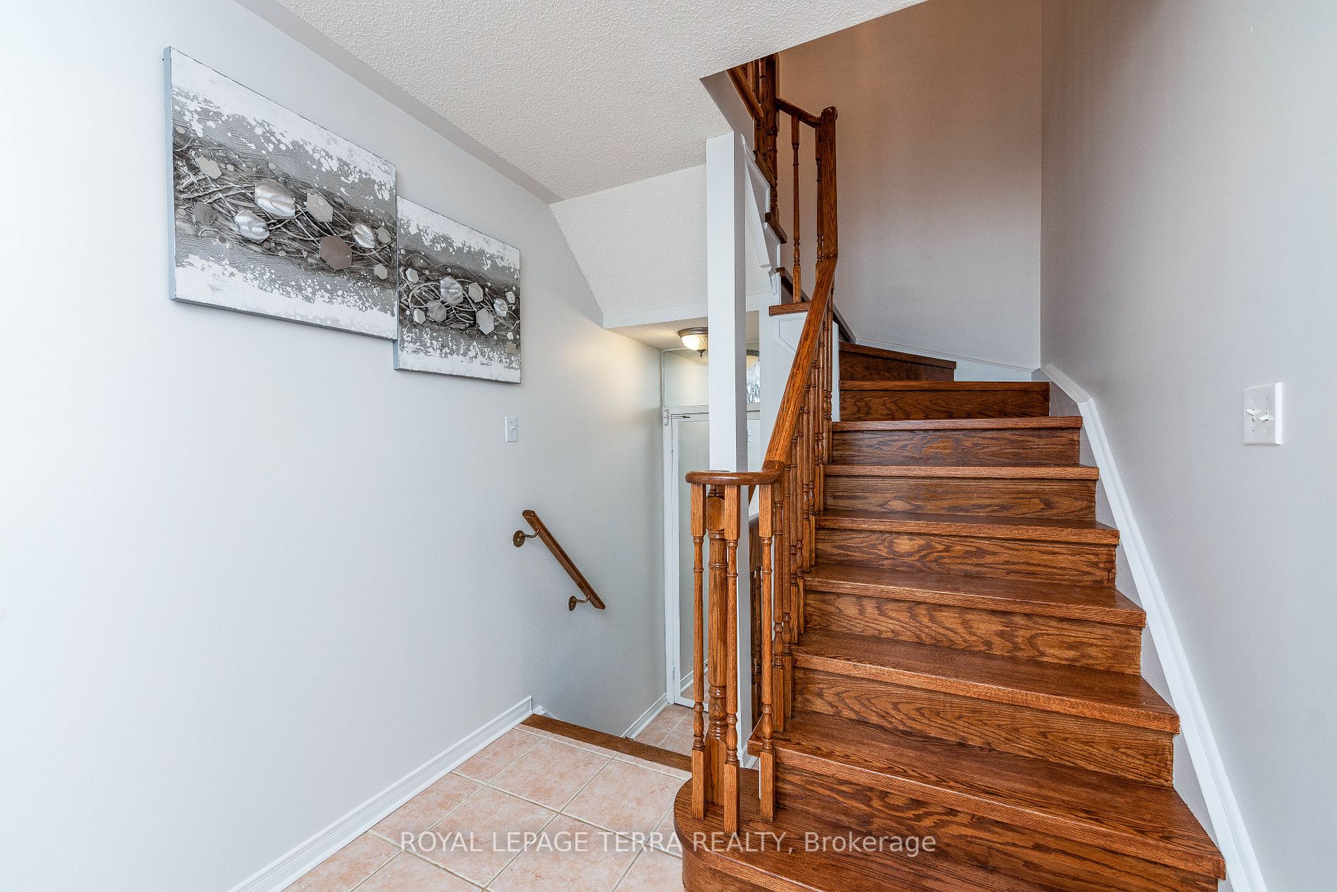 1 Mccrimmon Dr W