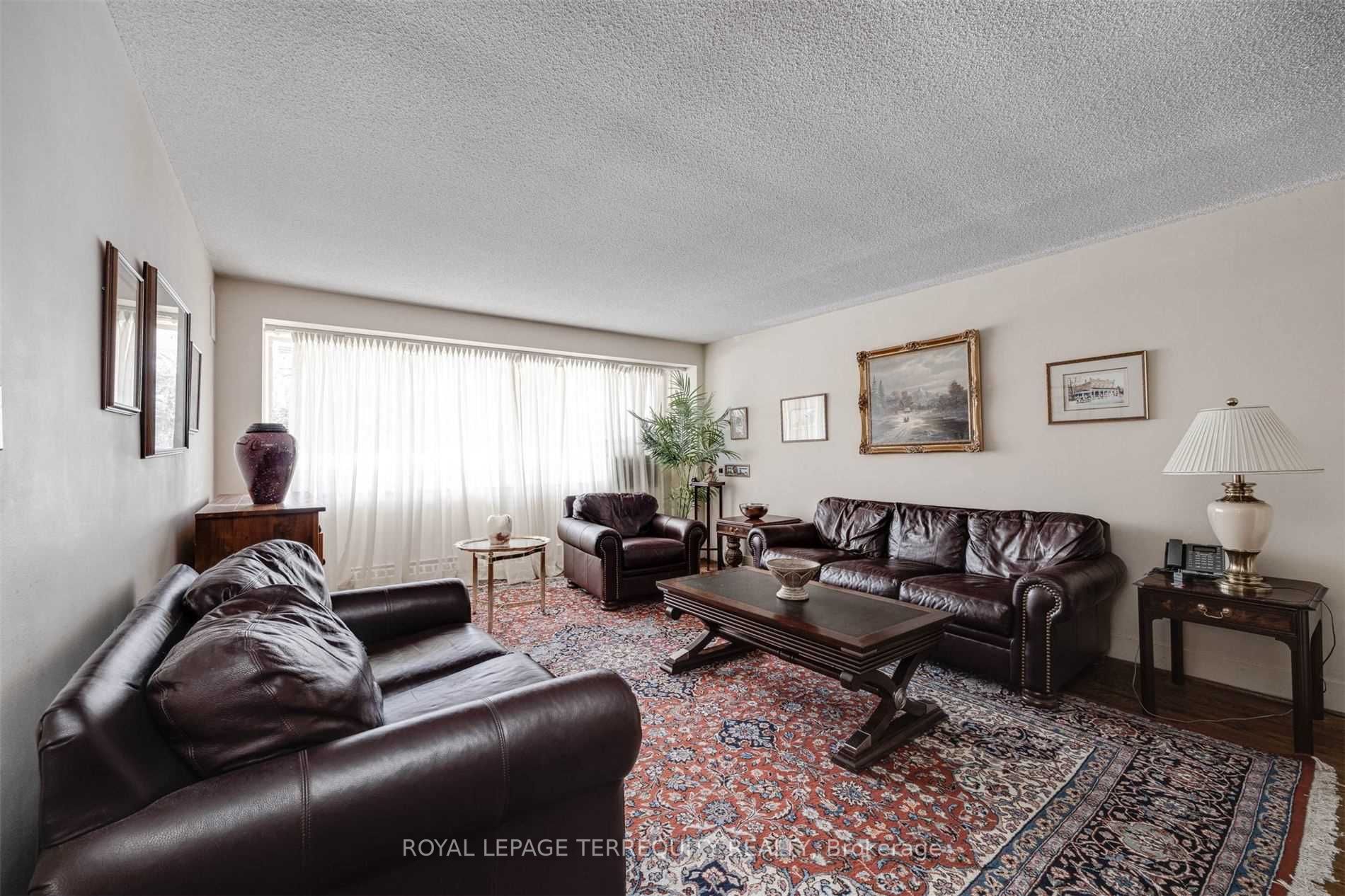 3 Edgehill Road