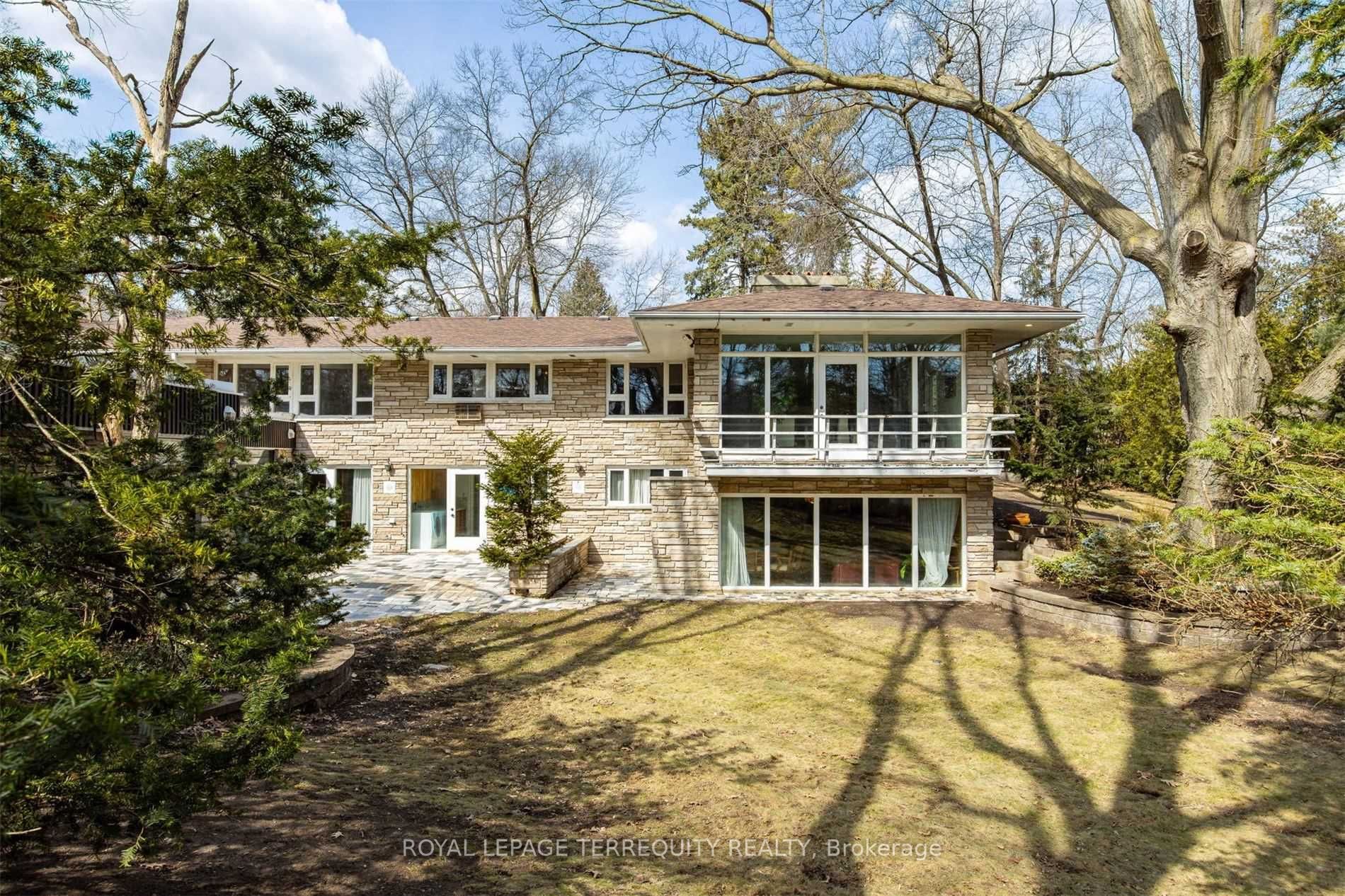 3 Edgehill Road