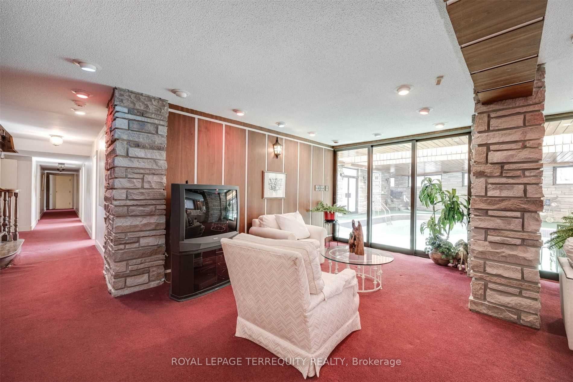 3 Edgehill Road