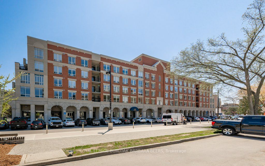 Listing W5921000 - Large Photo # 1