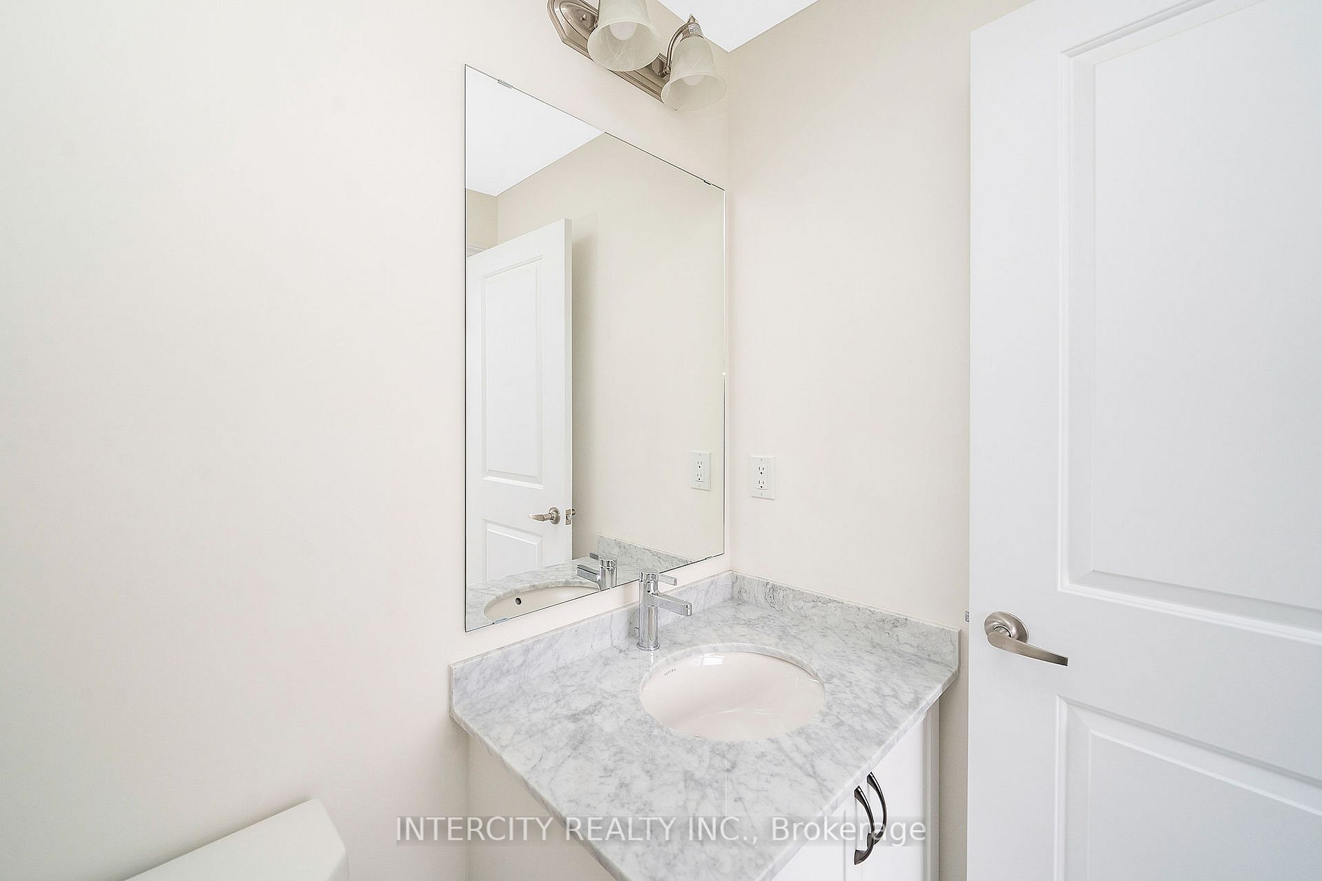 Listing W5921128 - Large Photo # 21