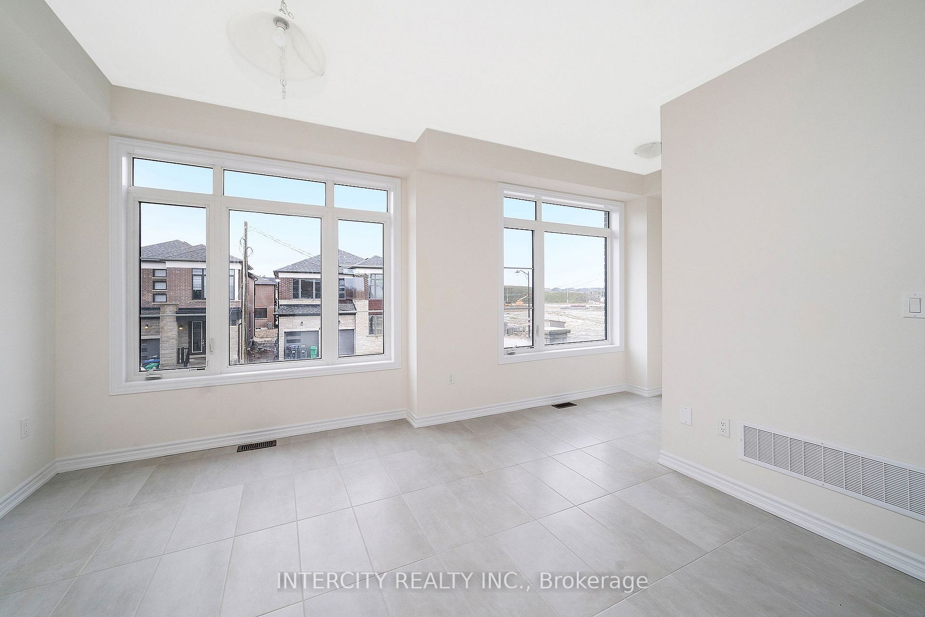 Listing W5921128 - Large Photo # 19