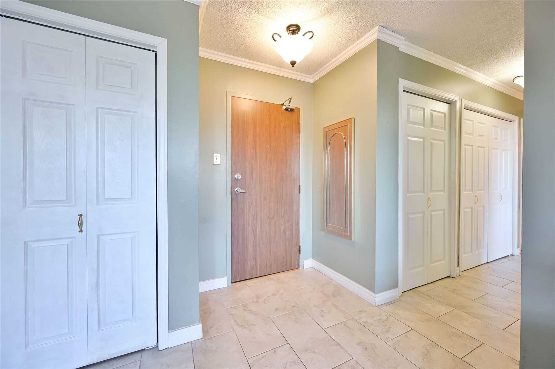 Listing W5921377 - Large Photo # 7