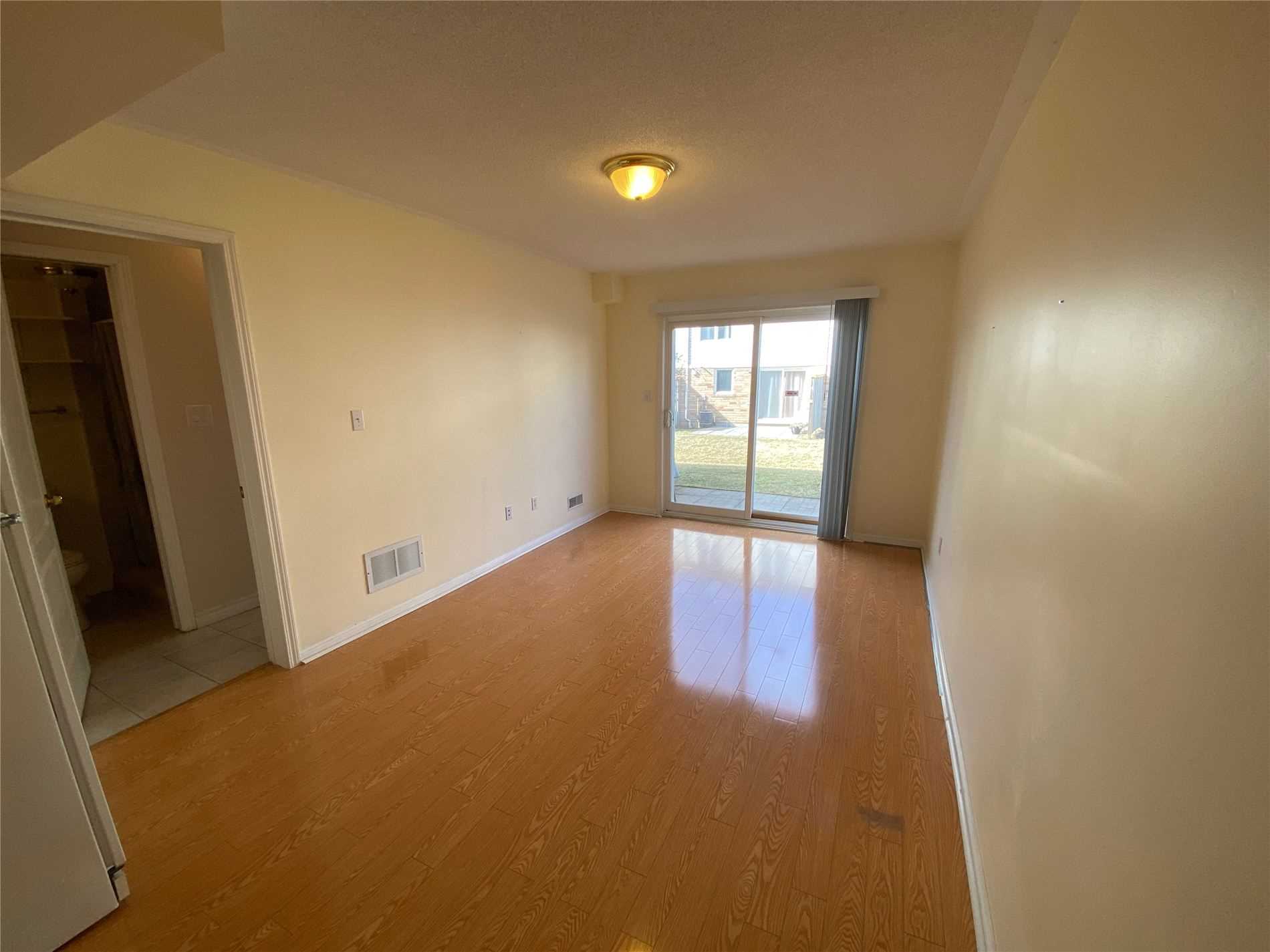Listing W5921433 - Large Photo # 5