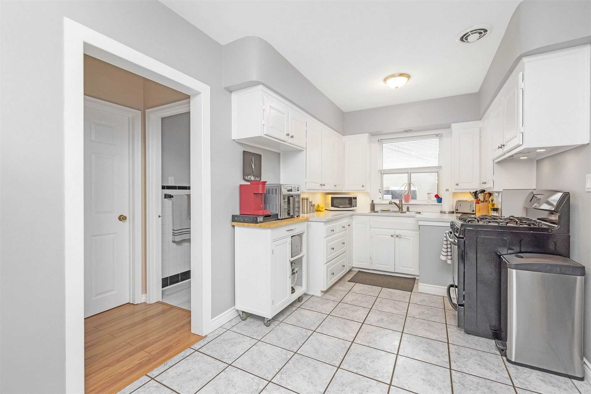 163 Prince Charles Dr