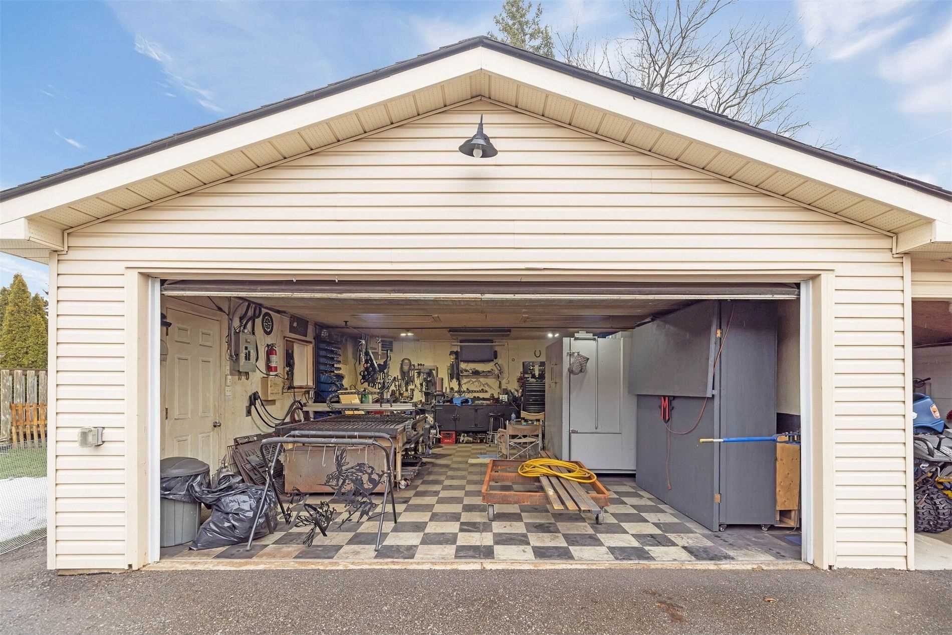 163 Prince Charles Dr