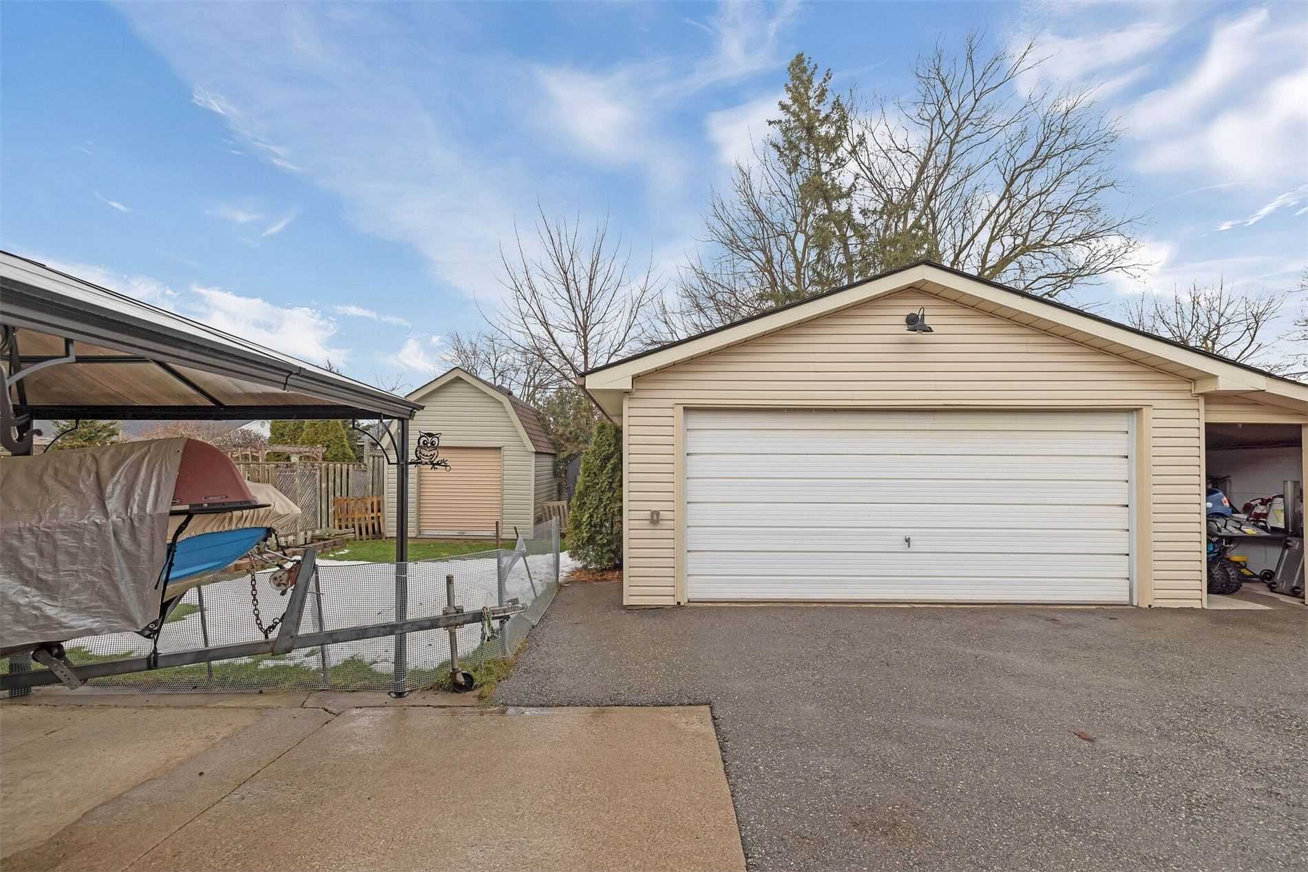 163 Prince Charles Dr