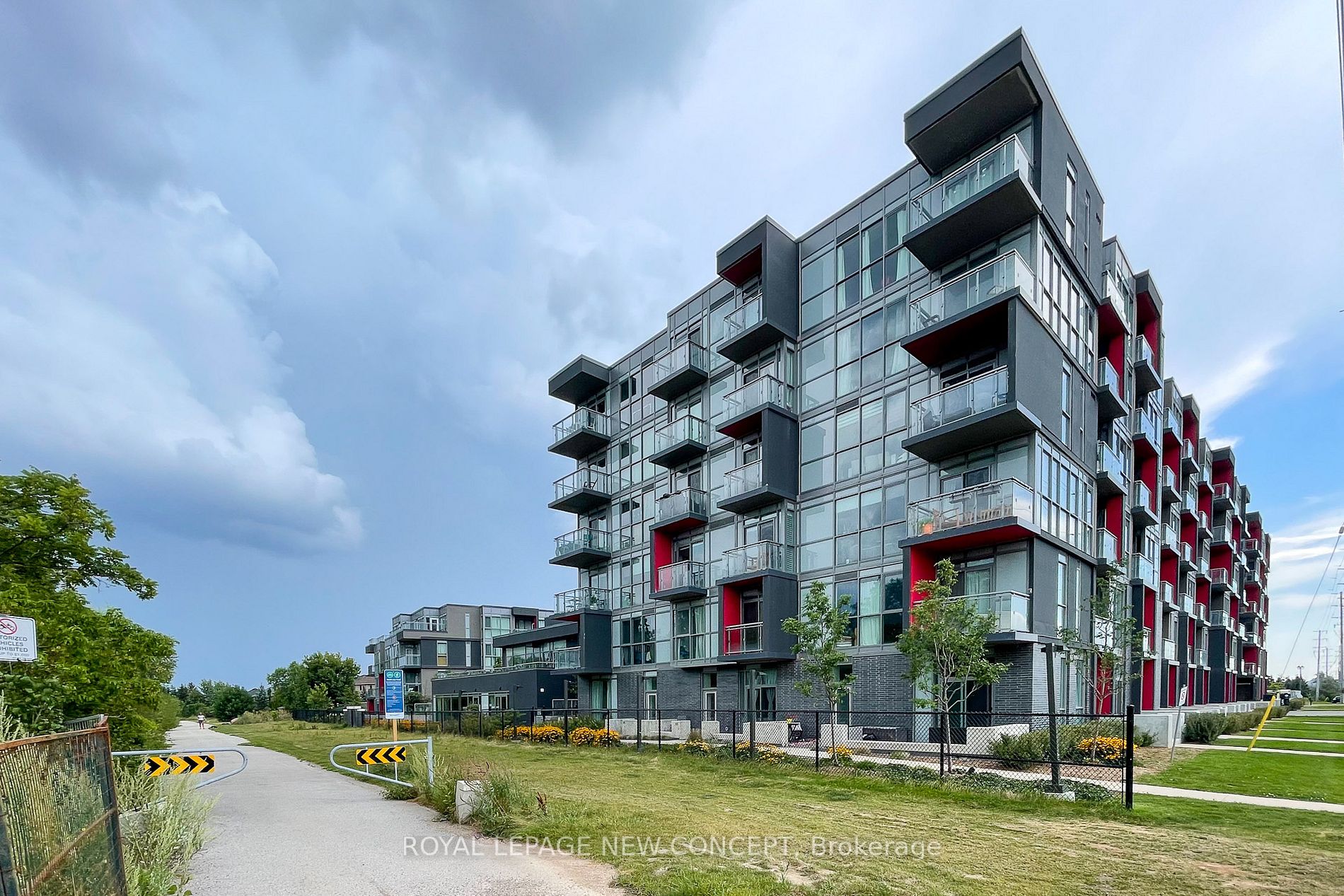 5220 Dundas St, #D308