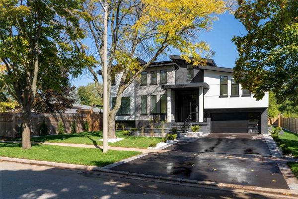375 Sunset Dr, Oakville
