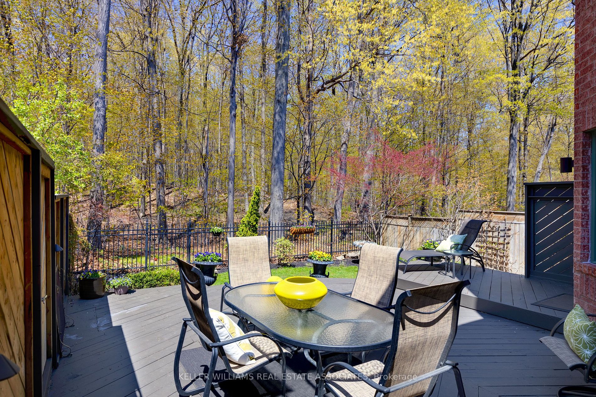 479 Turnberry Cres
