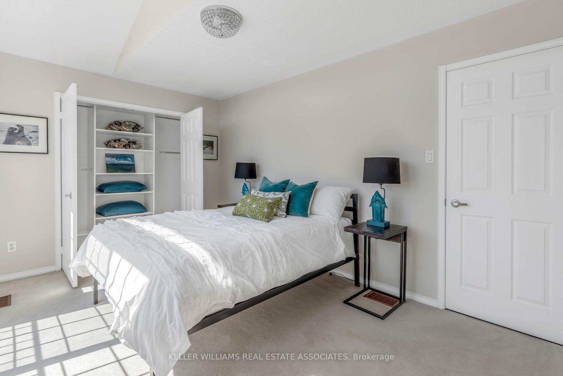 479 Turnberry Cres