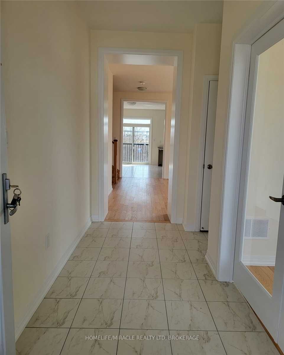 Listing W5922615 - Large Photo # 3